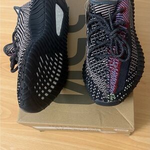 Yeezy Boost 350 V2 Black Red Sneakers